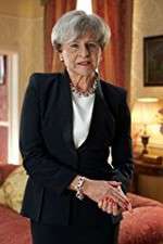 Watch Tracey Breaks the News M4ufreemovies